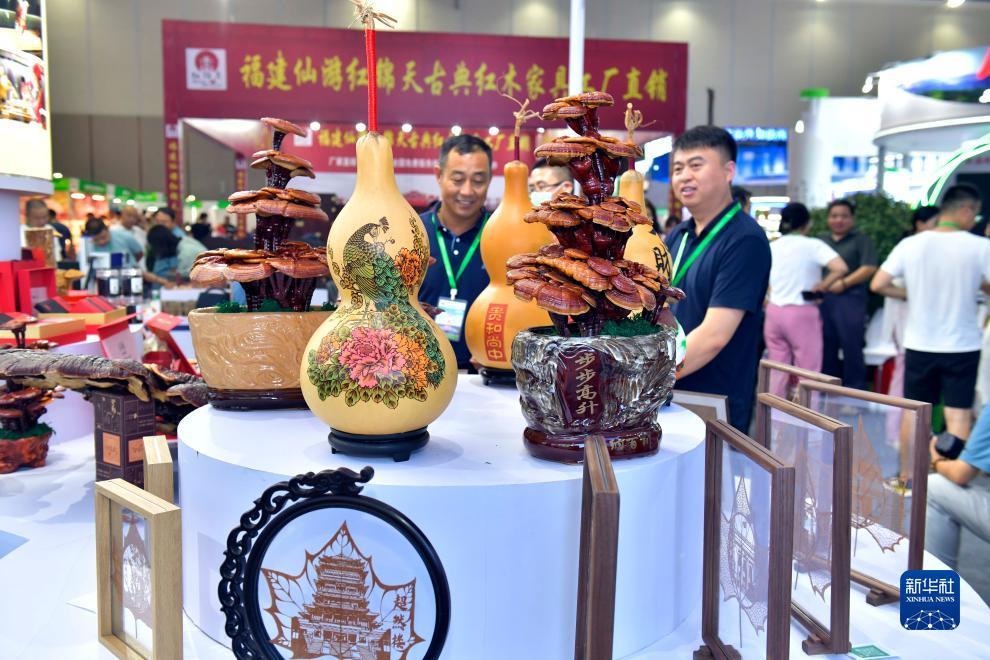 黑桃k棋牌官网